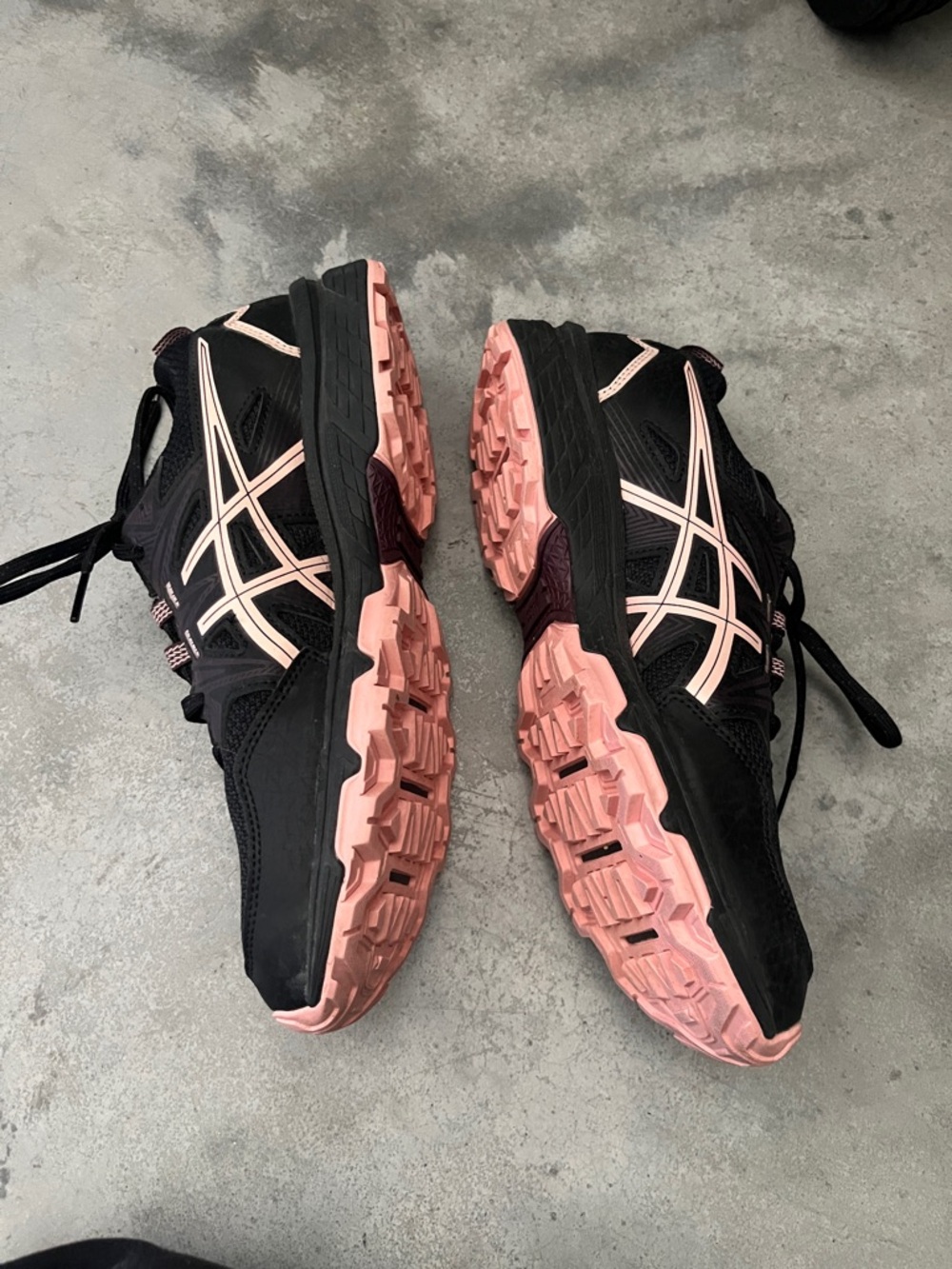 Asics Gel Venture Women’s Trainer Black Pink Athletic Sneakers Sz 9 Like New - Picture 4 of 12